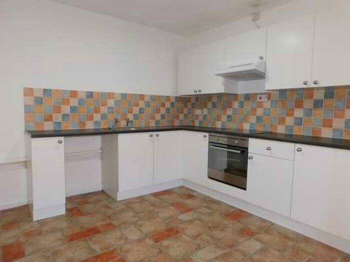 2 Bedroom Ground Flat To Rent In South Street, Peterborough, Cambridgeshire, PE2