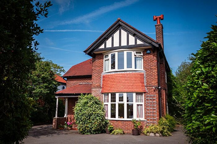 4 Bedroom Detached House For Sale In Whitchurch Road, Waverton, CH3
