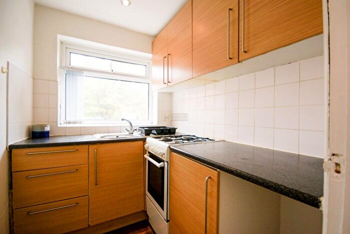 Studio To Rent In Oakfield Road, Selly Park, Birmingham, B29