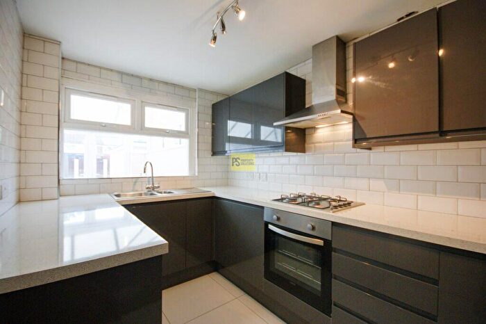 3 Bedroom Terraced House To Rent In Lingard Close, Birmingham, B7