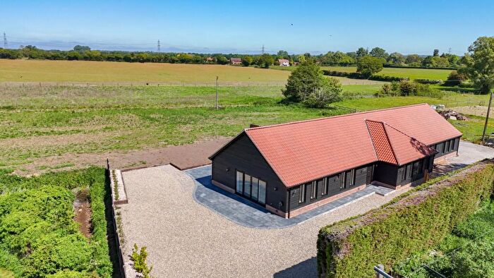 3 Bedroom Semi-Detached Bungalow To Rent In Low Road, Pentney, PE32