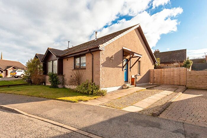3 Bedroom Semi-Detached Bungalow For Sale In Scotston Terrace, St. Cyrus, Montrose, DD10
