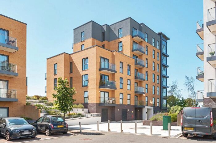 2 Bedroom Flat To Rent In Montagu House, Padworth Avenue, Reading, RG2