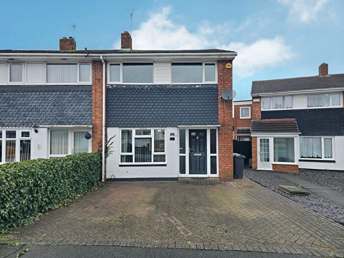 2 Bedroom End Terrace House For Sale In Belper Road, Walsall, WS3