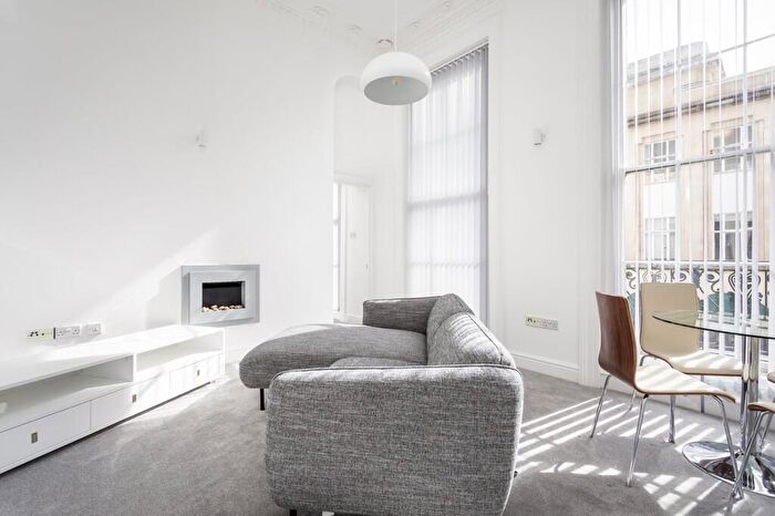 1 Bedroom Apartment To Rent In High Street, Cheltenham, GL50