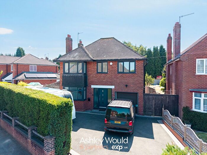 4 Bedroom Detached House For Sale In Banners Lane, Halesowen, B63