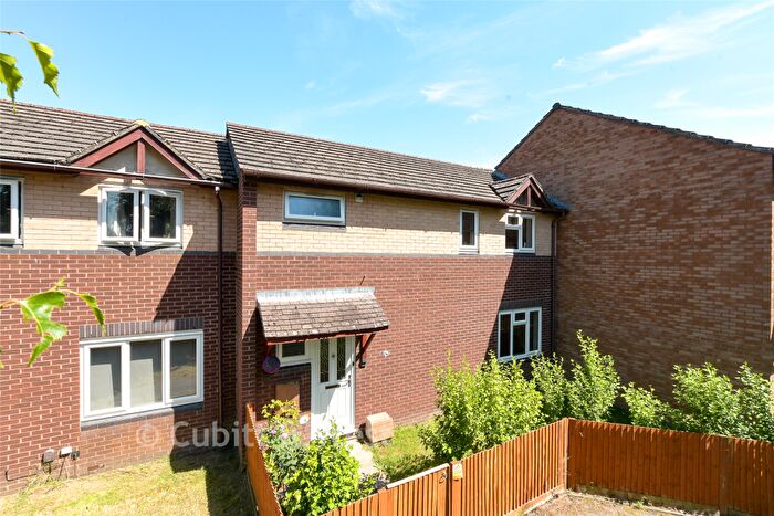 3 Bedroom Terraced House For Sale In Cotton Walk, Broadfield, Crawley, West Sussex, RH11