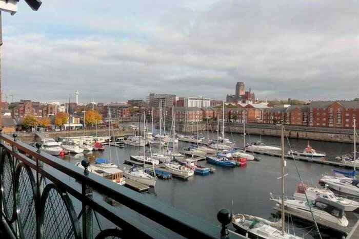4 Bedroom Flat To Rent In South Ferry Quay, Liverpool, L3