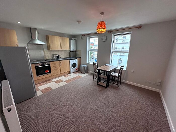 1 Bedroom Flat To Rent In Brighton Street, St Pauls, Bristol, BS2