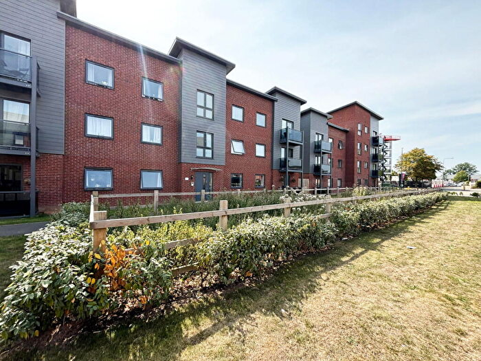 2 Bedroom Flat For Sale In Newman Square, Shirley, B90