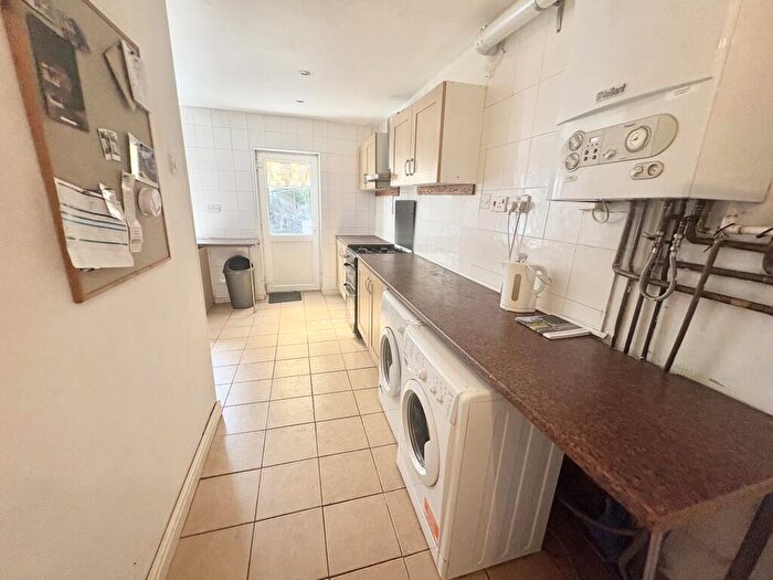 6 Bedroom House To Rent In Harborne Lane, B17