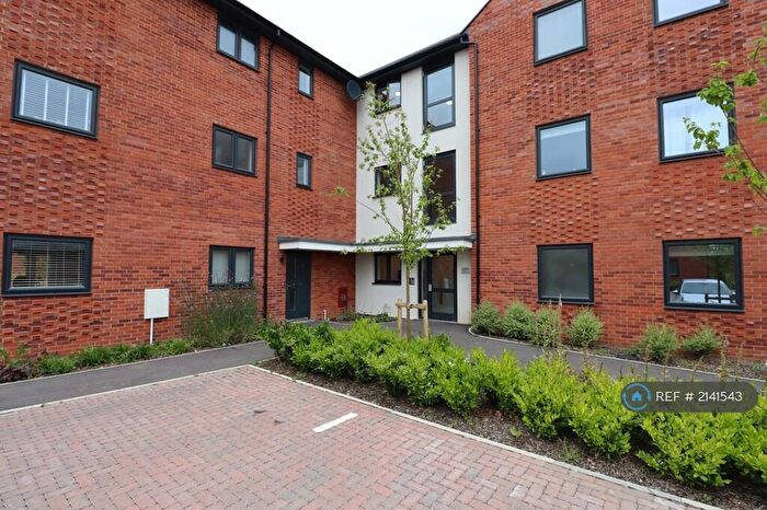 2 Bedroom Flat To Rent In Doughton Road, Kelvedon, Colchester, CO5