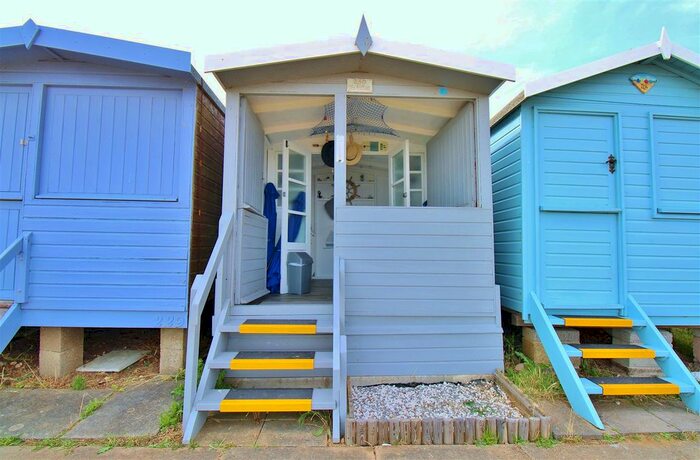 Chalet For Sale In Low Wall, Frinton-On-Sea, Essex, CO13