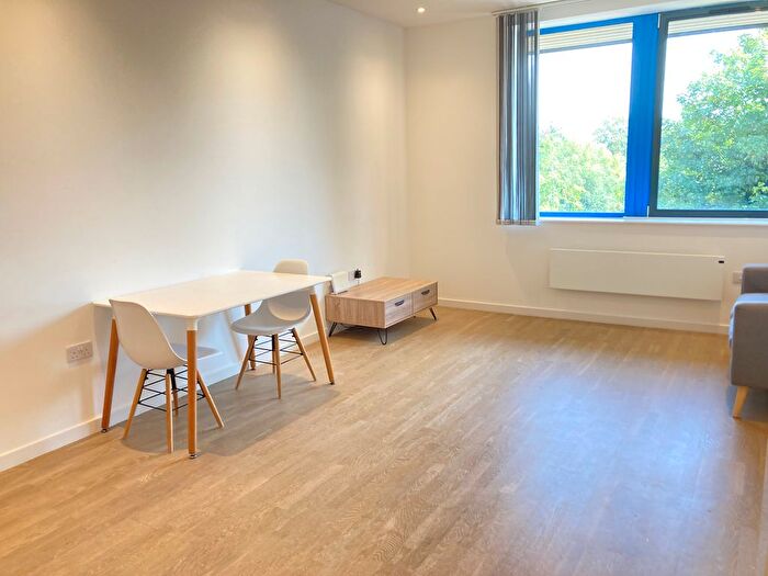 Studio To Rent In Boston Manor Park, TW8