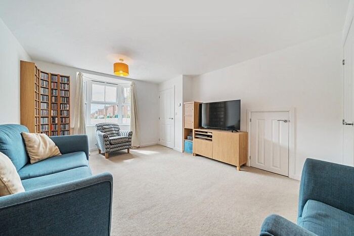3 Bedroom Terraced House For Sale In Mountain Ash Crescent, Nottingham, Nottinghamshire, NG12