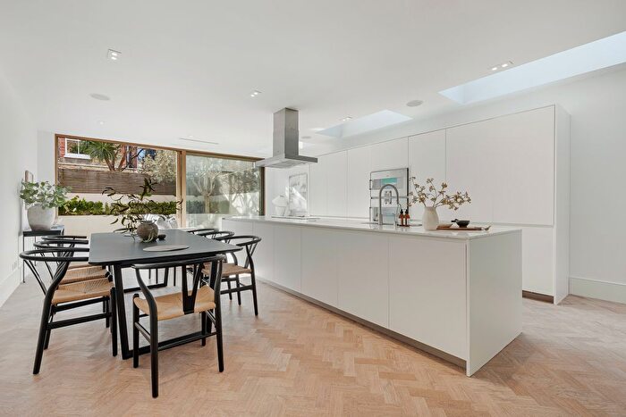 6 Bedroom Town House For Sale In Chipstead Street, London, SW6