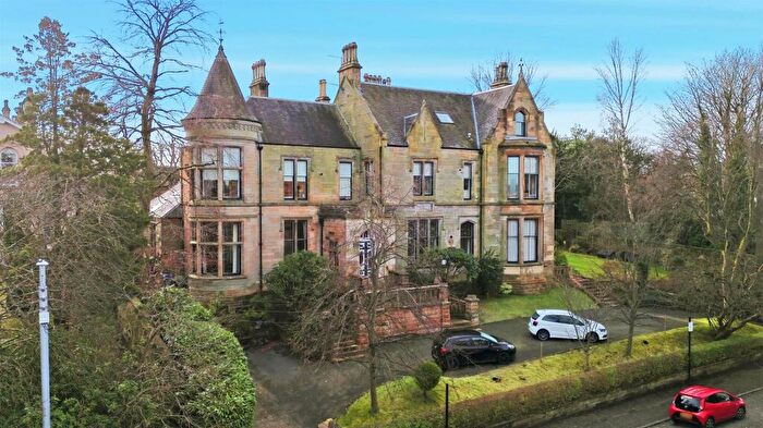 2 Bedroom Flat For Sale In Flat Kensington Road, Dowanhill, G12