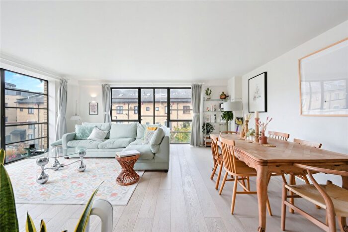 2 Bedroom Flat For Sale In Ice Wharf, New Wharf Road, London, N1