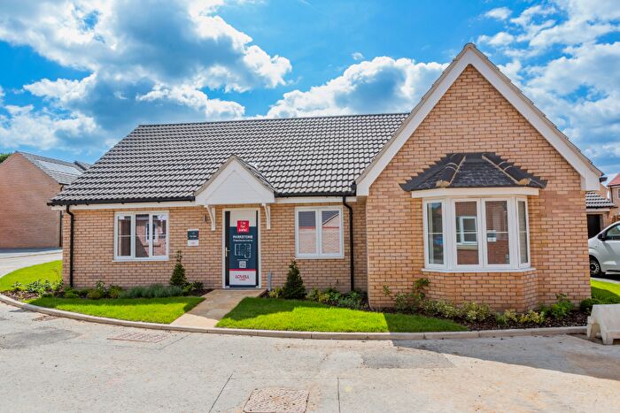 3 Bedroom Detached Bungalow For Sale In Lowestoft Road, Hopton, Great Yarmouth, NR31