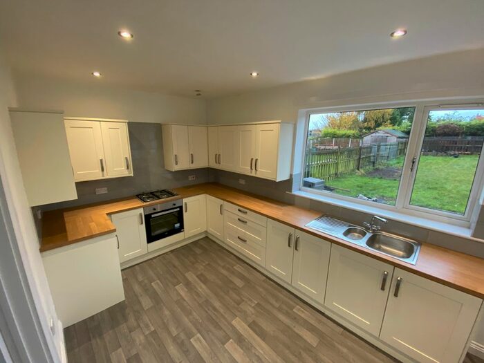 4 Bedroom Town House To Rent In Cavendish Place, Rotherham, S66