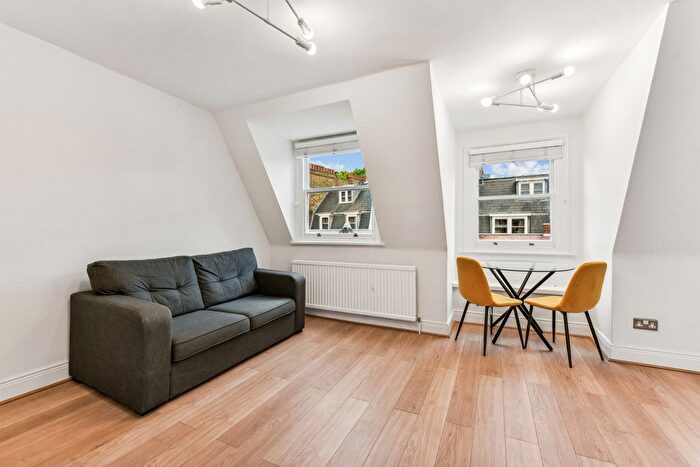 Studio To Rent In Egerton Gardens, Knightsbridge, SW3