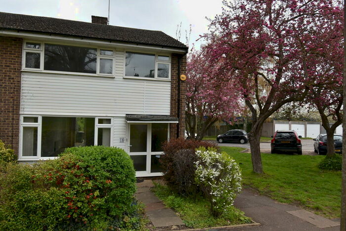 3 Bedroom End Of Terrace House To Rent In Park Road, Hertford., SG13