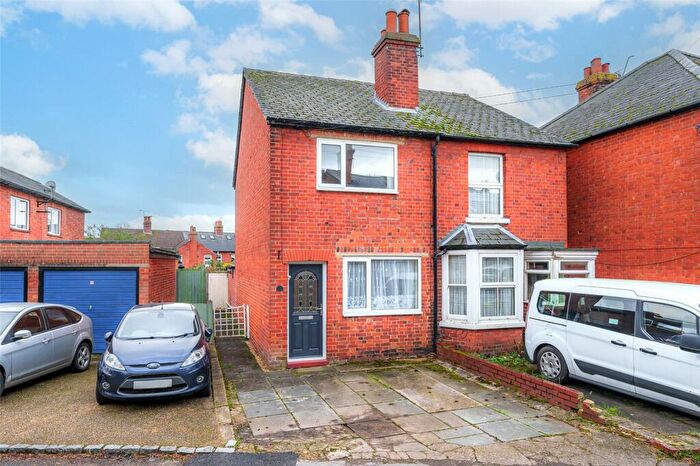 2 Bedroom Semi-Detached House To Rent In Howard Road, Wokingham, Berkshire, RG40