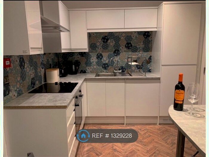 6 Bedroom Flat To Rent In Salisbury Road, Cardiff, CF24