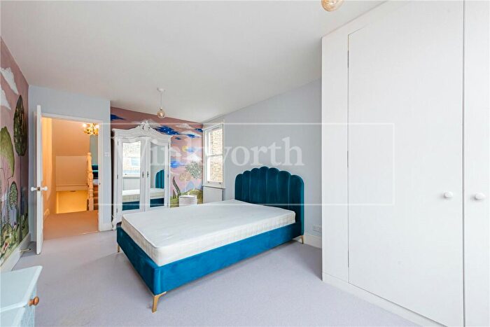 2 Bedroom Apartment To Rent In Pember Road, London, NW10