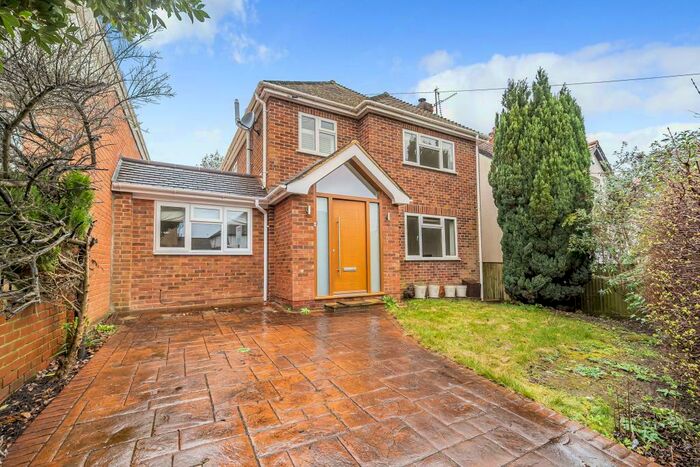 4 Bedroom Detached House To Rent In Belle Vue Road, Henley, RG9