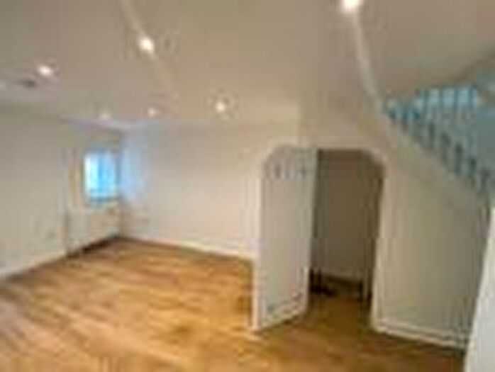 3 Bedroom Maisonette To Rent In Bevois Valley Road, Portswood, Southampton, SO14