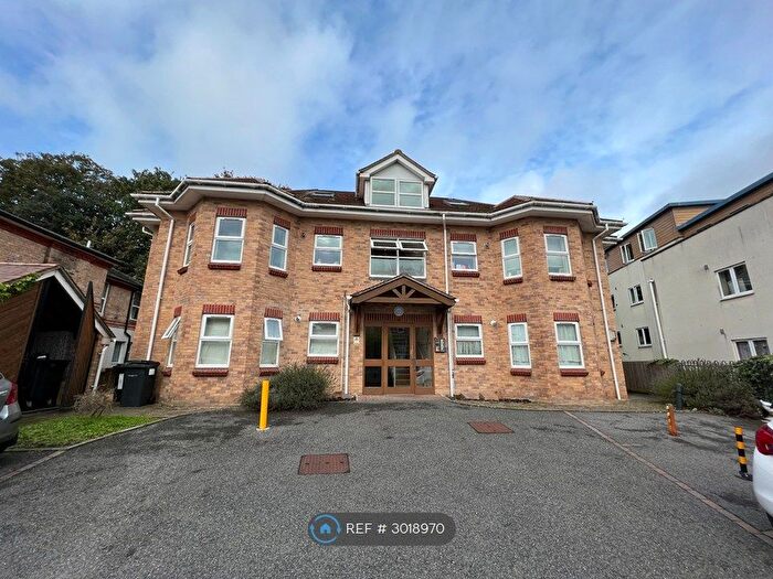 1 Bedroom Flat To Rent In Lorne Park Road, Bournemouth, BH1