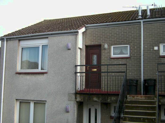 1 Bedroom Flat To Rent In Back O Yards, Inverkeithing, Fife, KY11