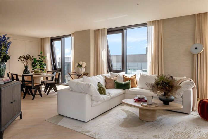 3 Bedroom Flat For Sale In The Broadway, Broadway, London, SW1H