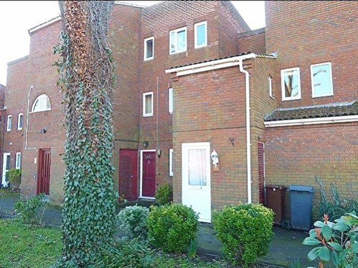 1 Bedroom Flat To Rent In Star Street, Bradmore, Wolverhampton, WV3
