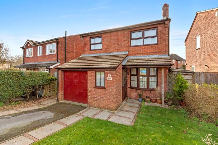 3 Bedroom Detached House For Sale In Willow Way, Princes Risborough, HP27