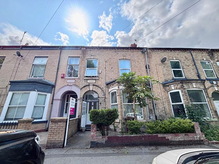 3 Bedroom House To Rent In Boulevard, Hull, HU3