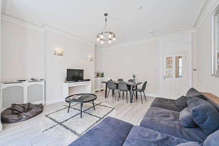 5 Bedroom Flat For Sale In Cabbell Street, Marylebone, London, NW1
