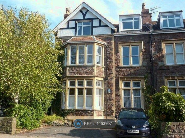 2 Bedroom Flat To Rent In Redland, Bristol, BS6