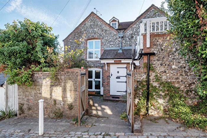 2 Bedroom House For Sale In Kings Arms Hill, Arundel, BN18