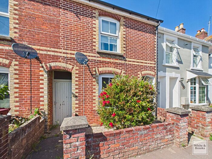 3 Bedroom Terraced House For Sale In Cleveland Road, Chichester, PO19