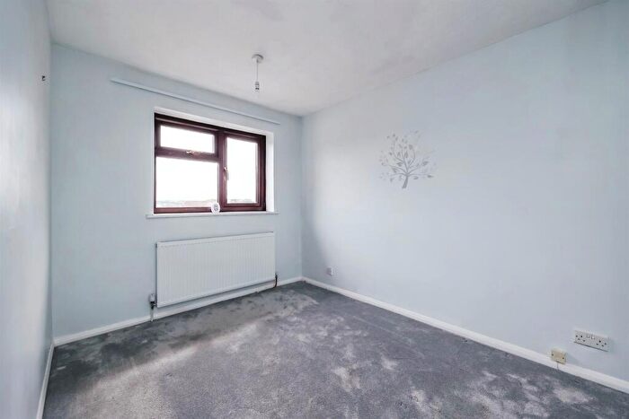 3 Bedroom Semi-Detached House For Sale In Whilton Crescent, West Hallam, Ilkeston, DE7