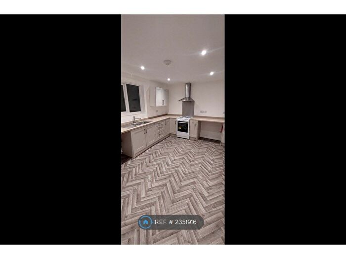 2 Bedroom Flat To Rent In Severn Street, Welshpool, SY21