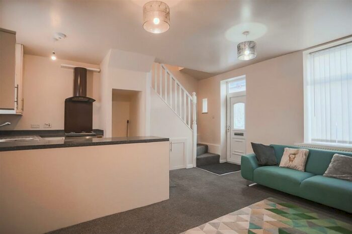 3 Bedroom End Of Terrace House To Rent In Walton Street, Nelson, BB9