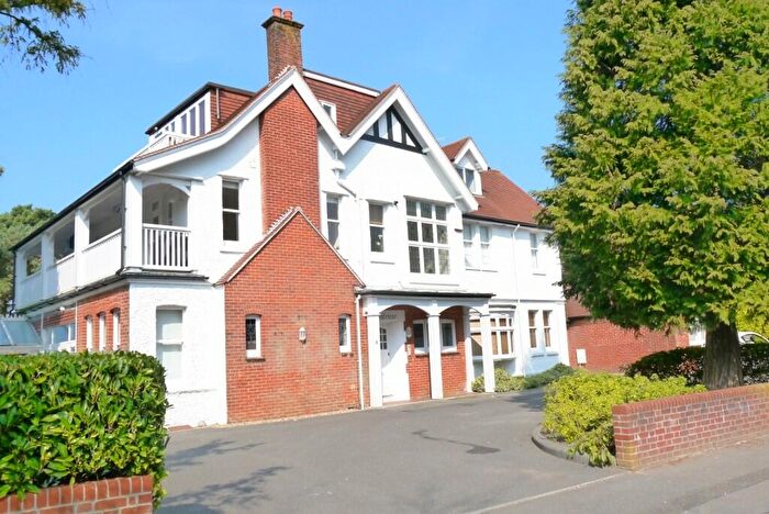 2 Bedroom Flat To Rent In Bournemouth, BH2