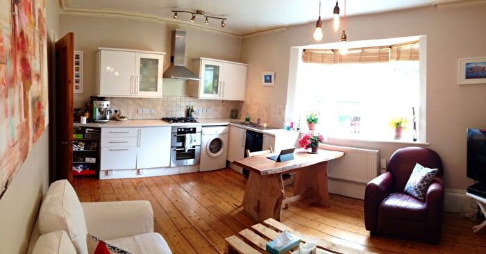2 Bedroom Flat To Rent In Buckingham Road, Brighton, BN1