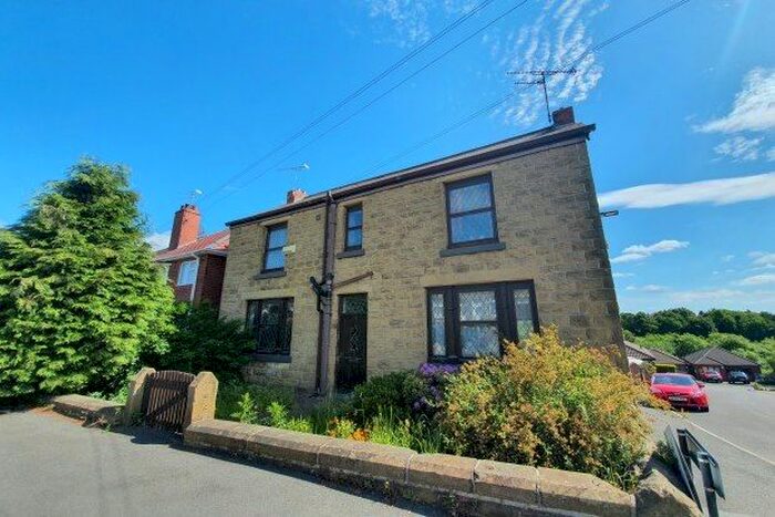 3 Bedroom Detached House To Rent In Cross Hill, Sheffield, S35