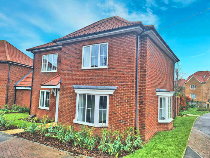 4 Bedroom Detached House To Rent In Aylesham, Canterbury, CT3
