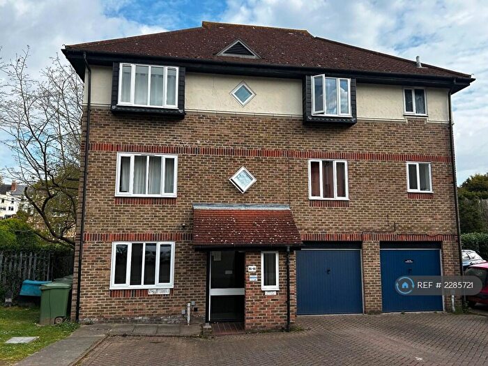 1 Bedroom Flat To Rent In Nicholsons Grove, Colchester, CO1