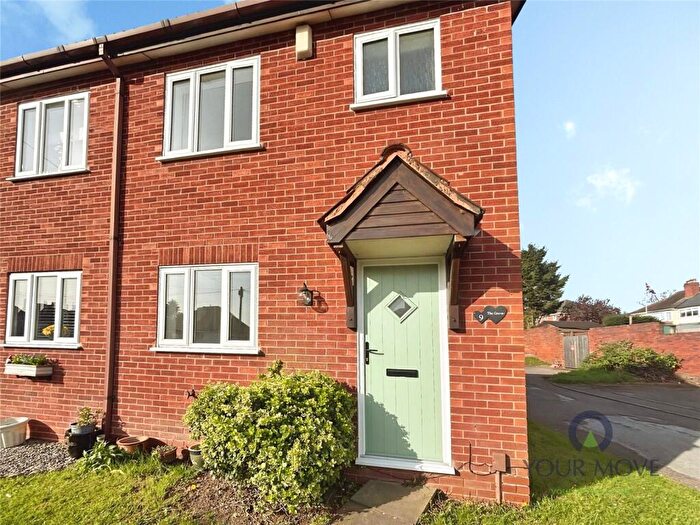 2 Bedroom House To Rent In The Grove, Northfield, Birmingham, West Midlands, B31